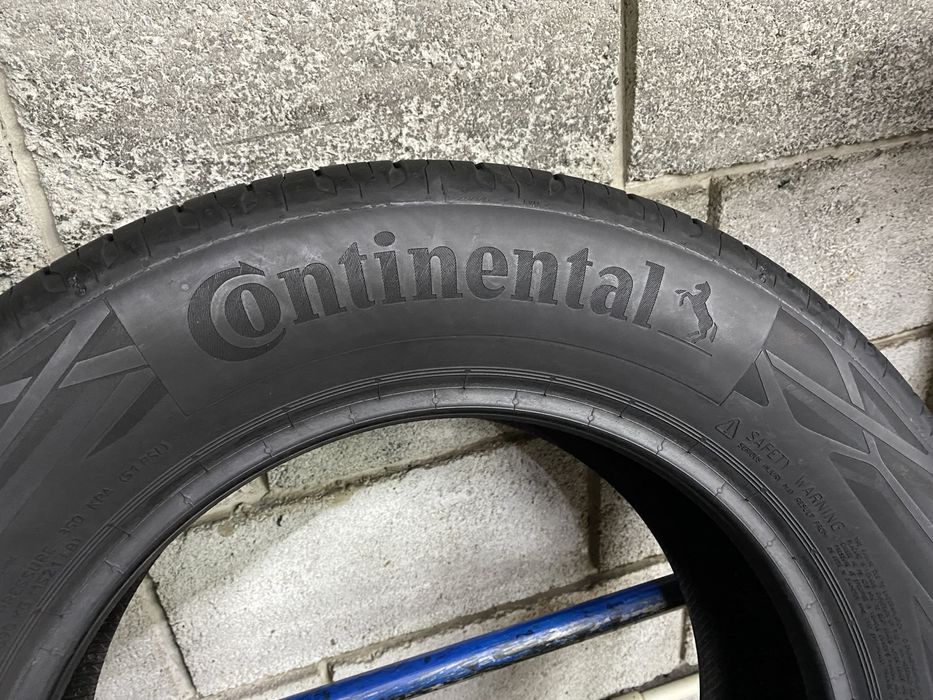 Літні шини 215/60 R16 (95V) CONTINENTAL