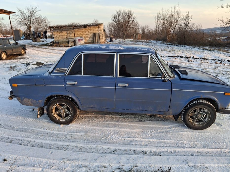 Продам 21 06 . В хорошому .
Шепче.мост не воє машинка не