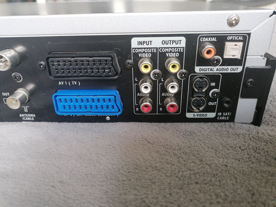 Thomson DTH 8000EB