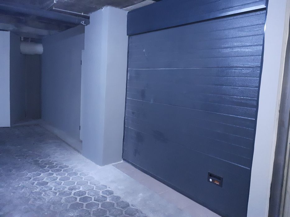 vendo Garagem fechada box