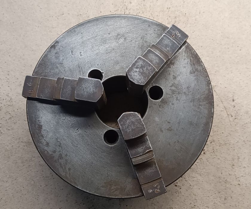 Токарнй патрон 160, кулачки на 160 патрон, прямые и обратные.