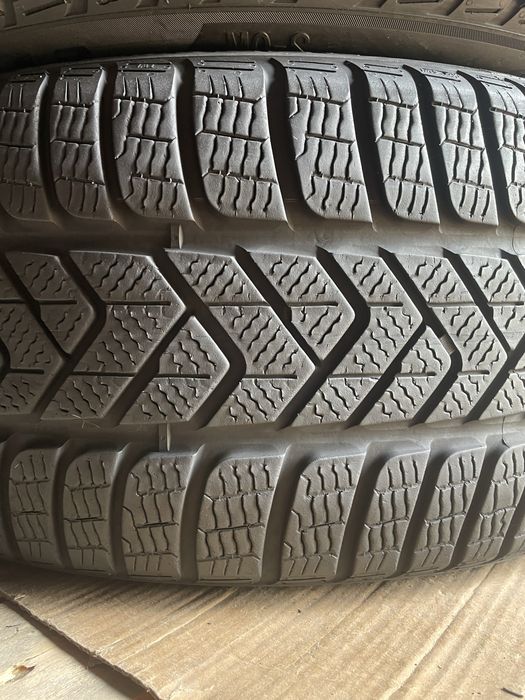 255/40 R20 Pirelli Winter Sottozero 3 (Германія) 2шт./ 2023 рік./ близько до нових