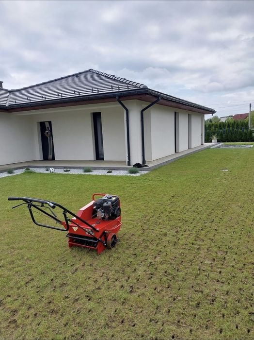 Wertykulacja Aeracja Rurkowa Piaskowanie trawnika