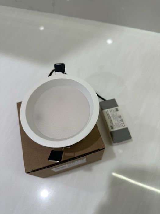 Вбудований світильник