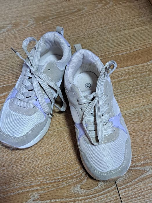 Кросівки для дівчинки 32 розмір