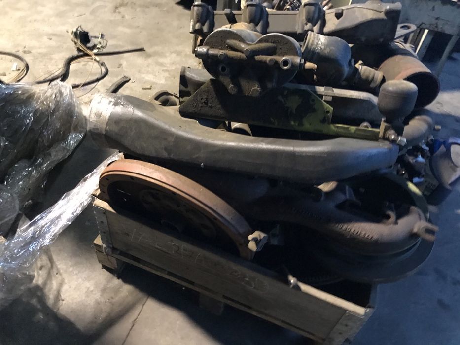Silnik mercedes om442 blok głowice  pompa