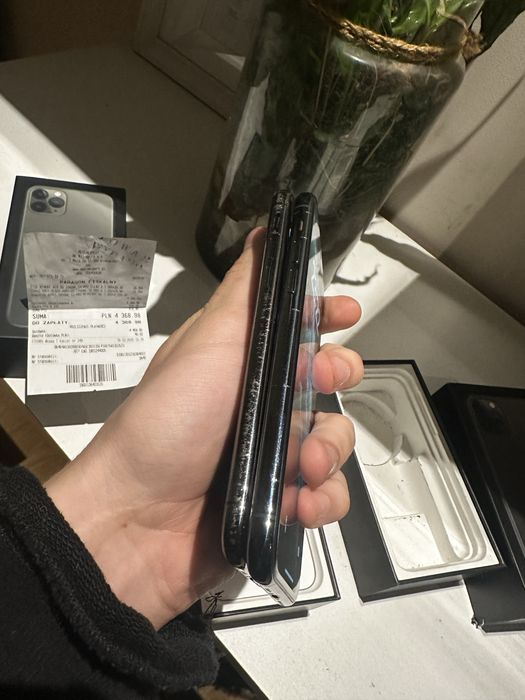 2x iPhone 11 Pro 256GB + 64GB 2x100% midnight black + midnight green
