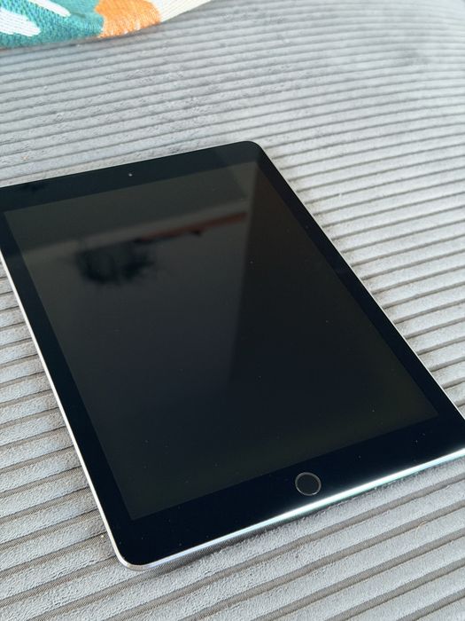 iPad Pro 9,7” 32GB Wi-Fi + Cellular + Apple Pencil | bardzo dobry stan