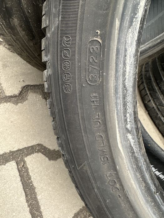 255/40r19 hankook kinergy 4s2 wielosezon para 2023-24r