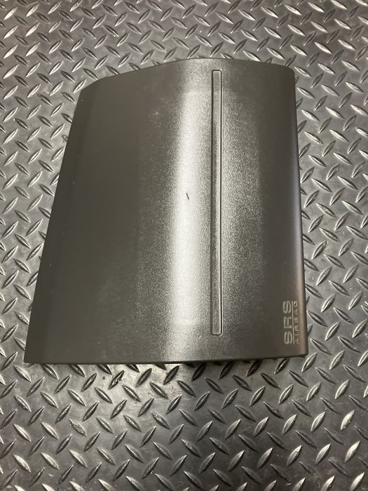 Nissan X-Trail T30 - osłona zaślepka poduszki airbag