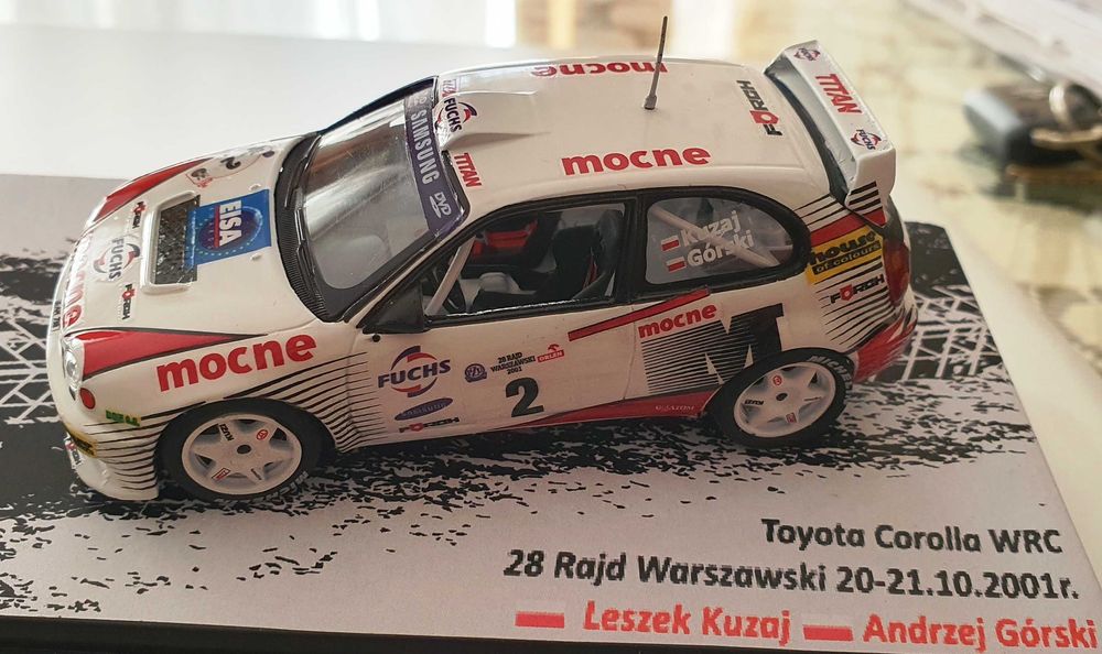 Model samochodu 1;43