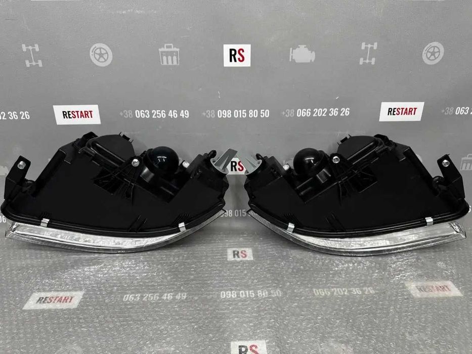 Фари на Volkswagen Passat B5 (Фольксваген Пасат B5) 2000–2005 ZVW1142R