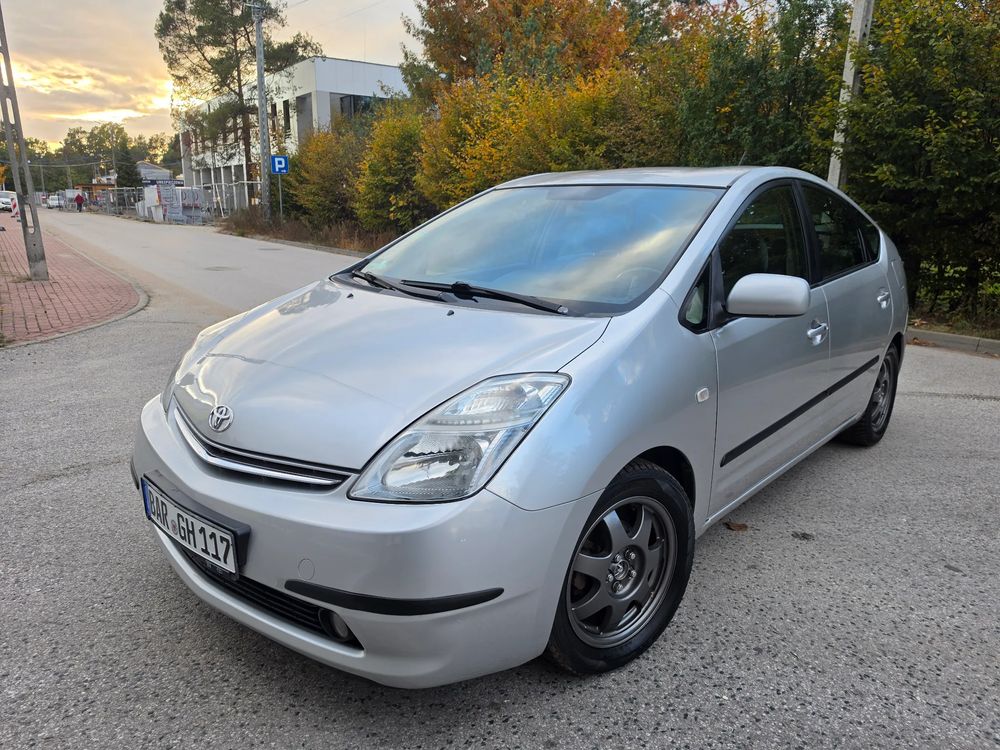 Toyota Prius 1.5 VVT-i Sol
