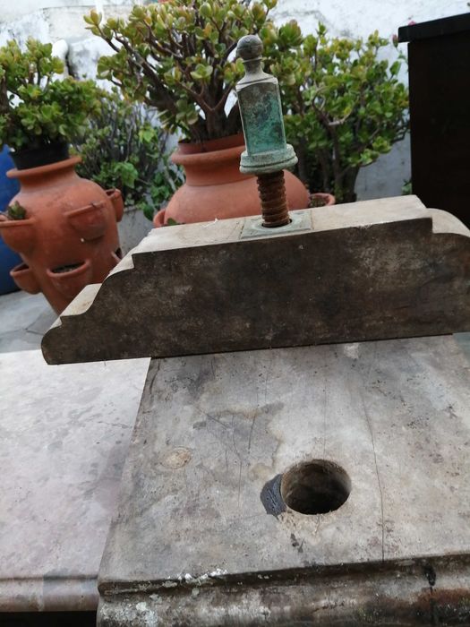 postigo antigo decorativo