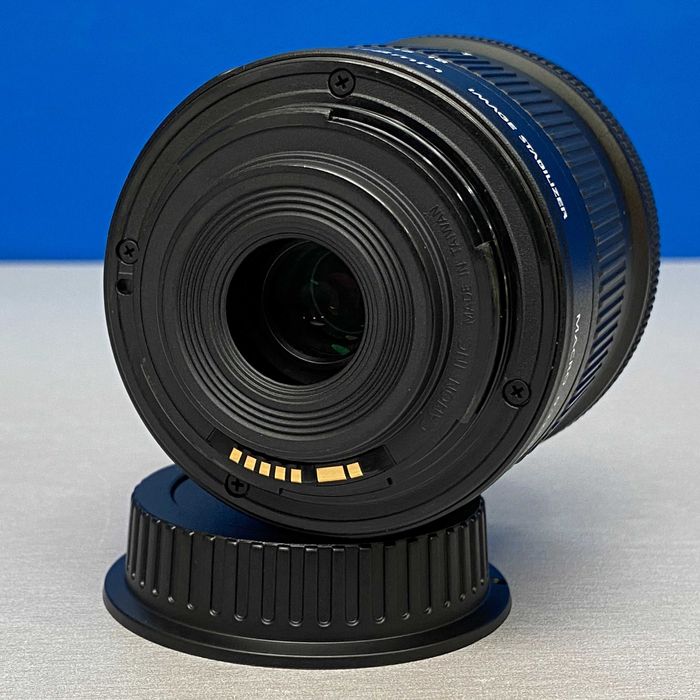 Canon EF-S 10-18mm f/4.5-5.6 IS STM