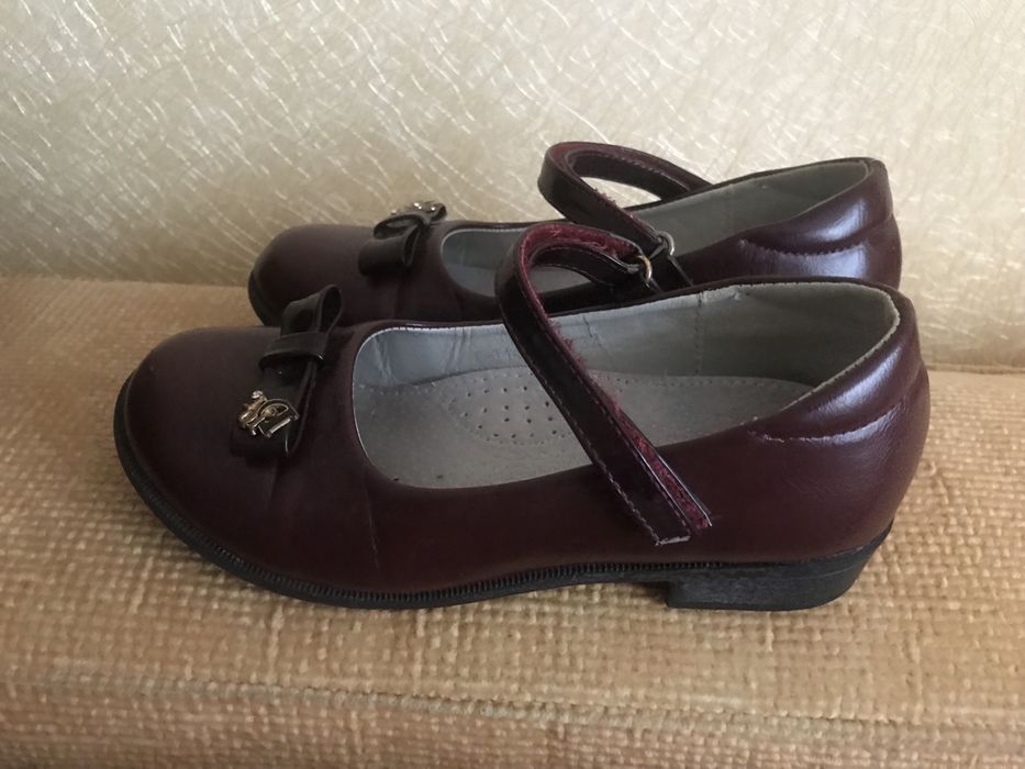 Якісні туфлі для дівчаток 31-32 роз