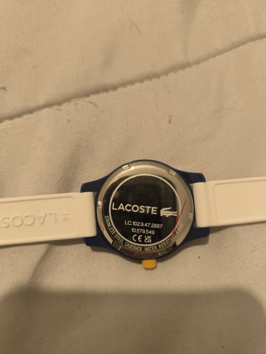 Relógio Lacoste com movimento de quartzo para crianças