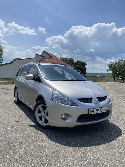 Mitsubishi grandis