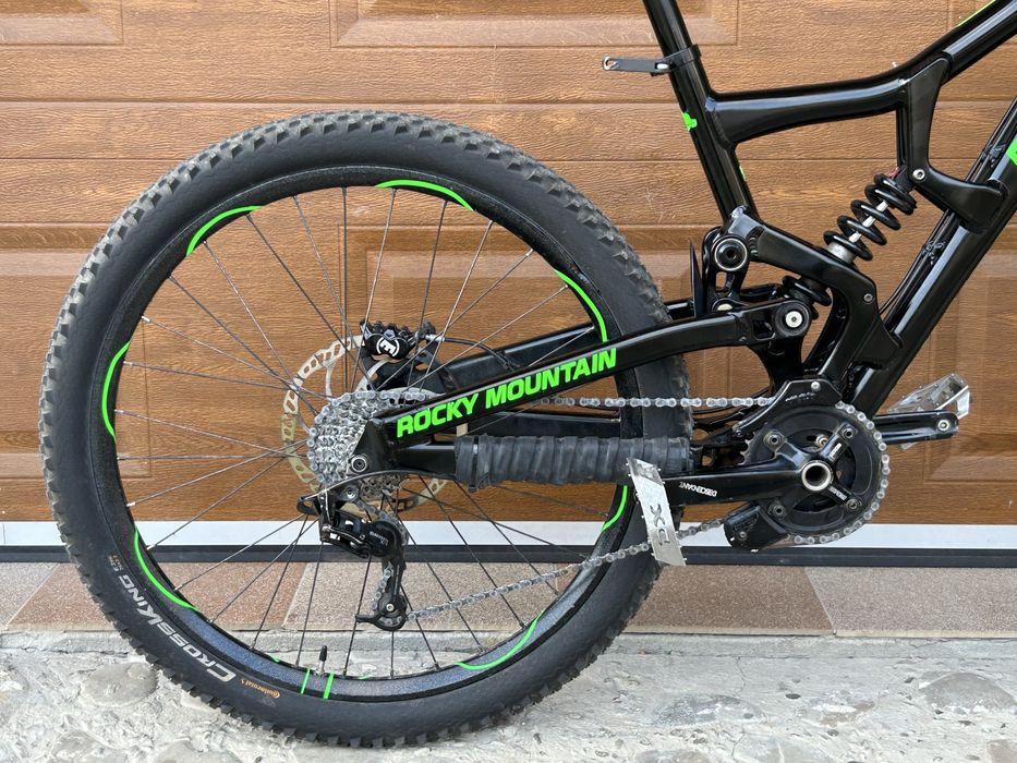 Велосипед  Rocky Mountain Flatline DH