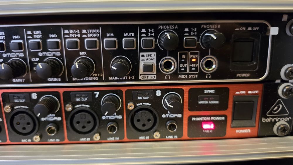 Pack Estúdio 16 Canais: Behringer UMC1820 + ADA8200 + Case Rack + Cabos (Como Novo)