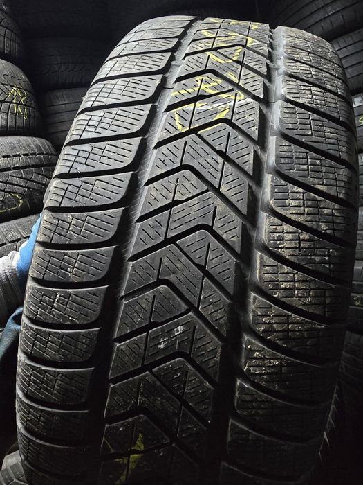 255/50R20 Pirelli Scorpion Winter