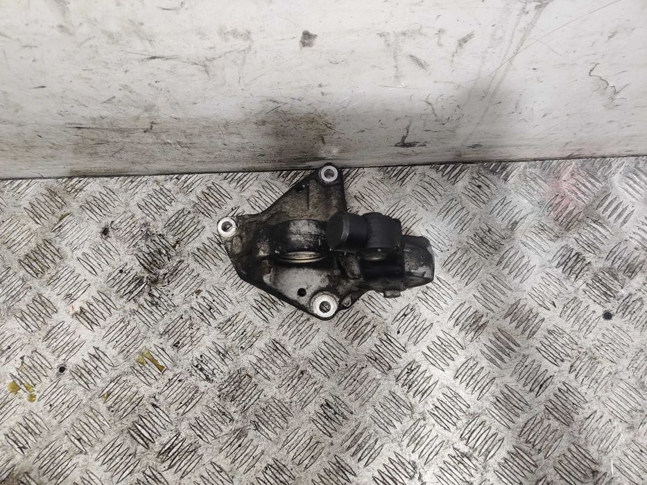 Peugeot 307 2.0 HDI Podpora Półosi Przedniej Poduszka Silnika