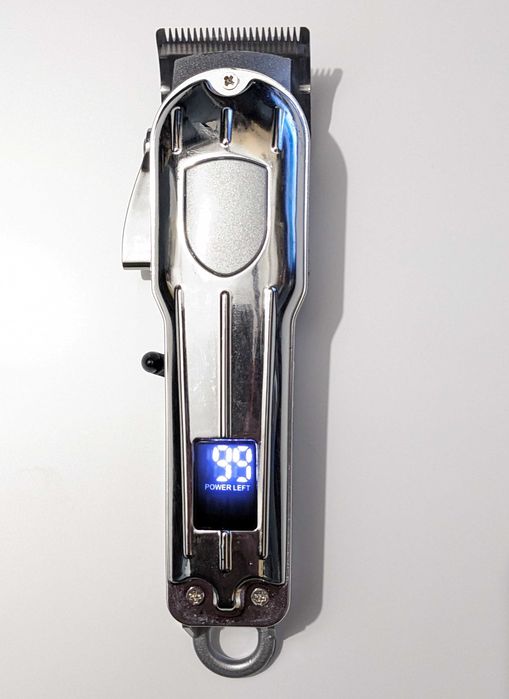 Акумуляторна машинка для стрижки 4 насадки, аккумулятор 2600 mAh