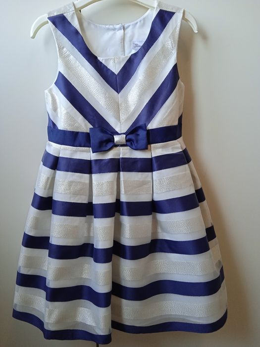 Sukienka w kolorach marynarskich dla dziewczynki 104