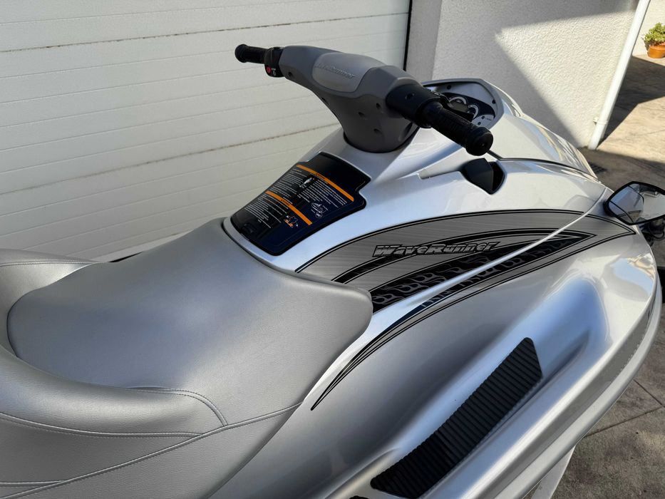 Vendo Mota de Água Yamaha VX Cruiser como Nova