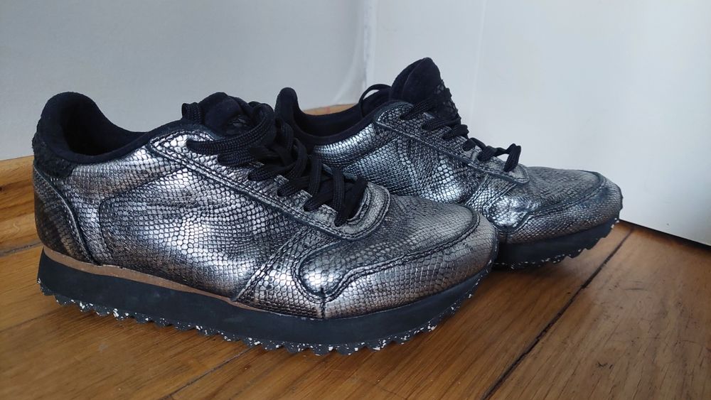 WODEN niesamowite srebrne skórzane sneakersy r.37