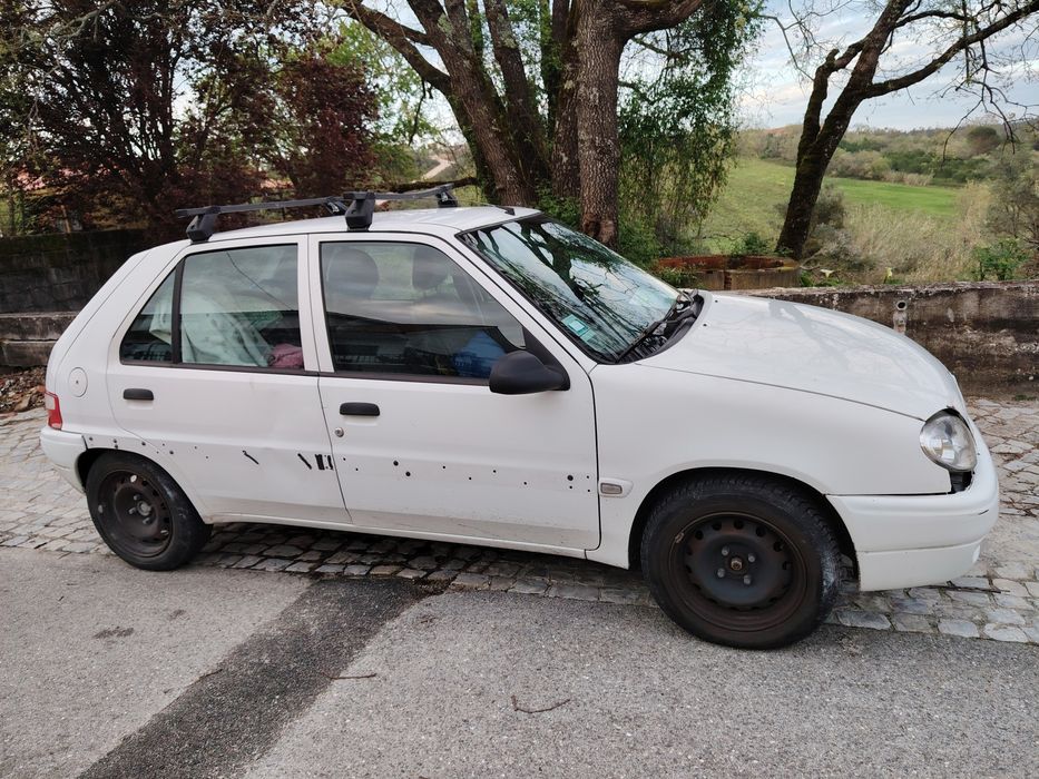 Vendo saxo Branco