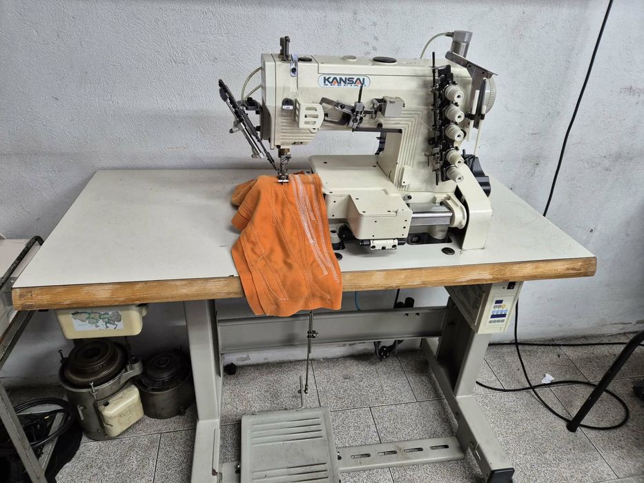 Maquina de Recobriamento cinco fios