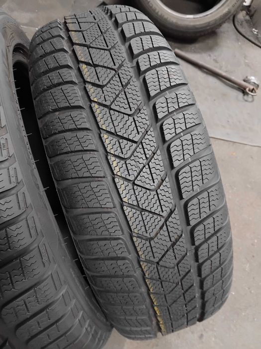 Шини бу 205/50 R17 Pirelli Sottozero 3 Winter Комплект Зима