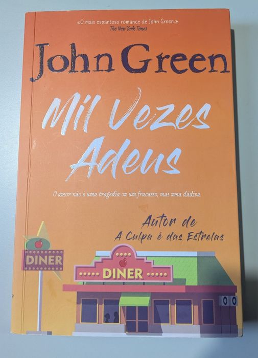 Livros de / Santa Montefiore/Stephanie Meyer e outros