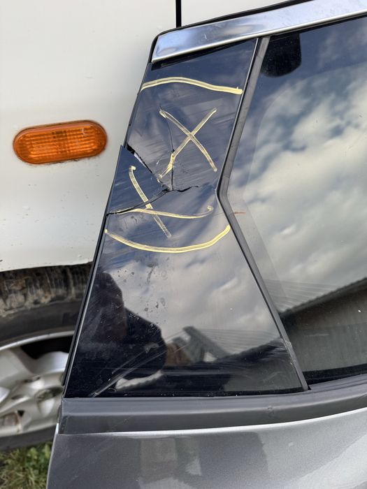 Drzwi Renault Scenic e-tech 2025 kompletne