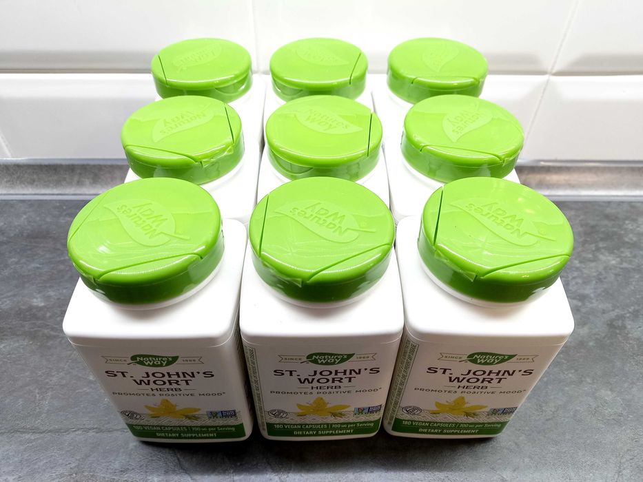 Nature's Way, St. John's Wort Herb (180 капс.), зверобой, звіробій