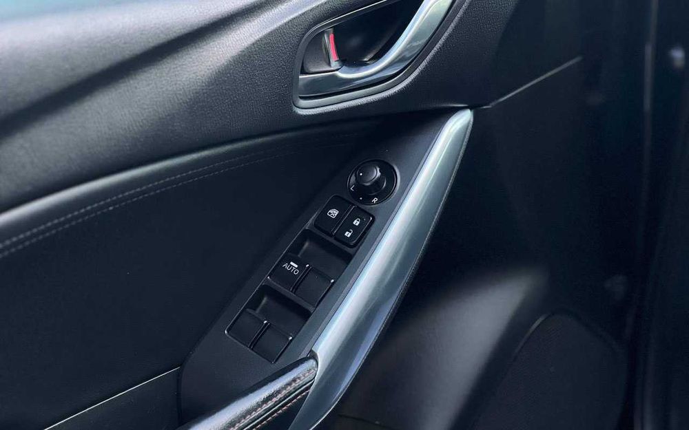 Mazda 6 2013 року