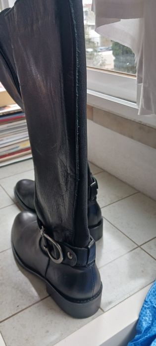 Botas ,pele,novos,35-36 ,16€