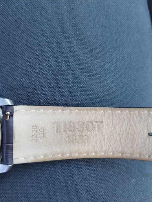 Relógio Tissot moderno