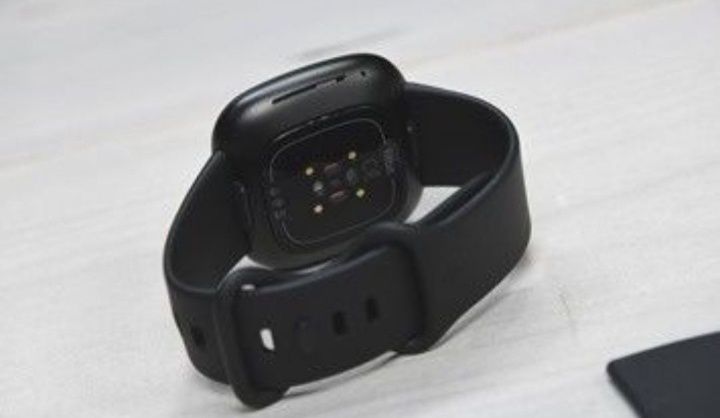 Smartwatch Google Fitbit Versa 3 Czarny