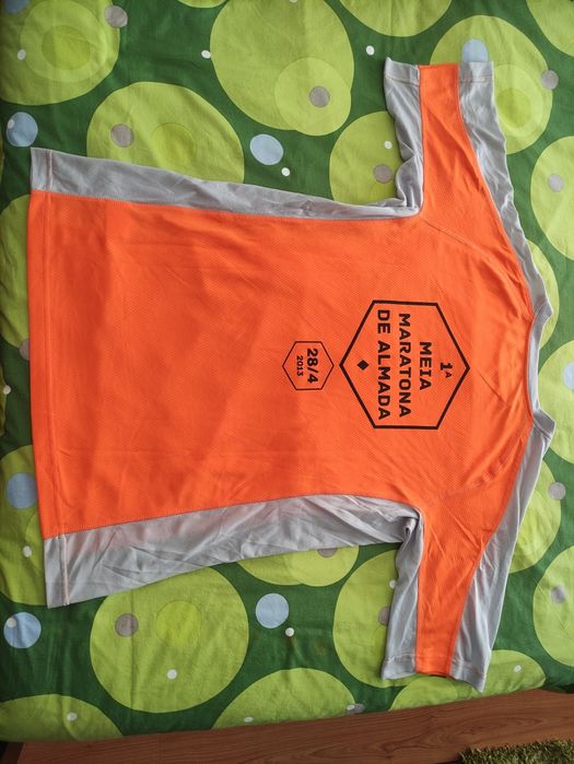 T-shirt Corrida Meia Maratona de Almada 2013 - L
Nova

Entrega em mã