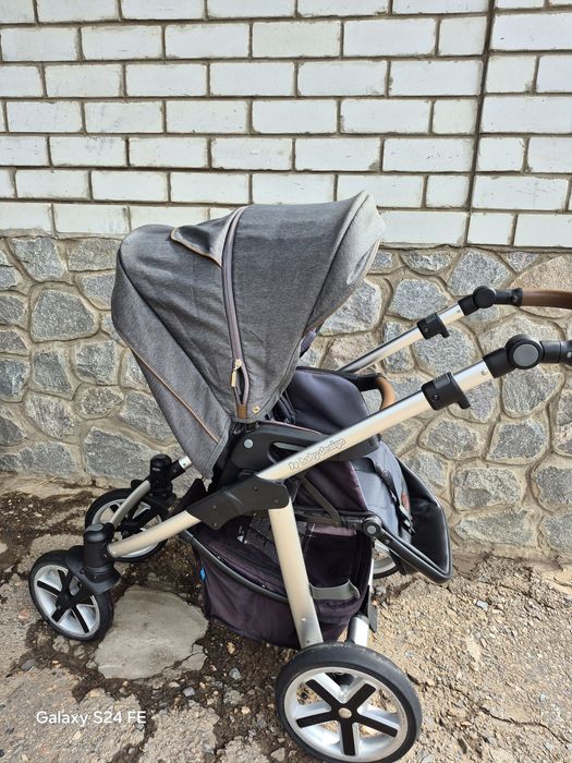 Продам універсальну коляску 2 в 1 Baby Design Husky (Graphite)