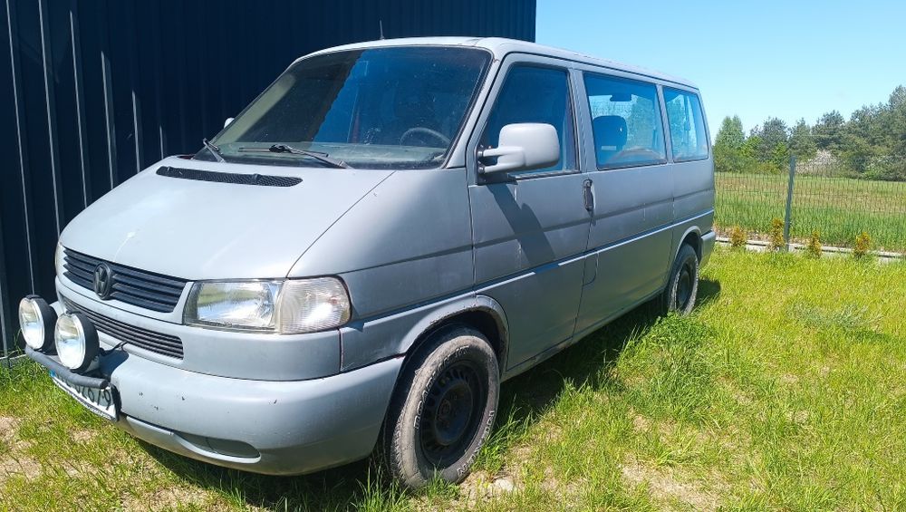 VW T4 2.5 tdi 102 km  Caravella