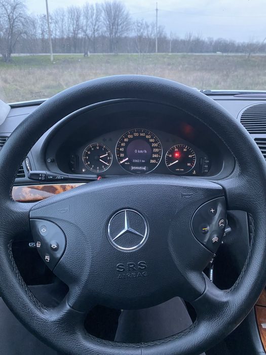 Mersedes-Benz E-Class W211 270CDI