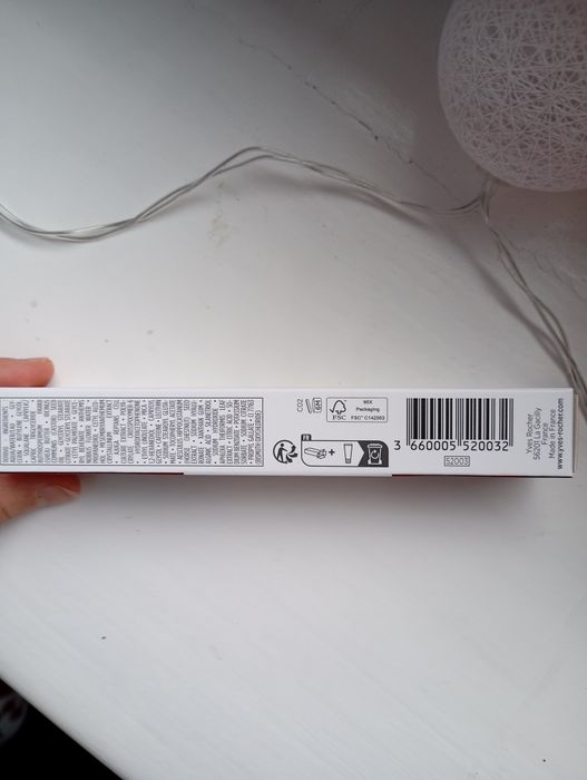 Przeciwzmarszczkowy krem pod oczy
