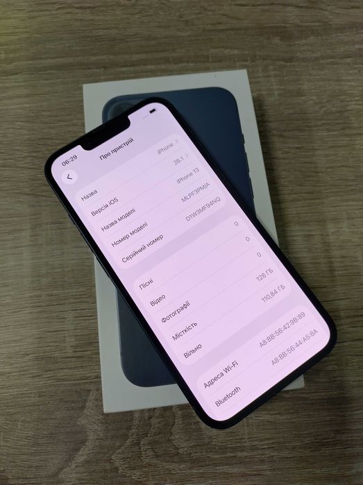 В дуже хорошому стані телефон Apple iPhone 13 на 128Gb