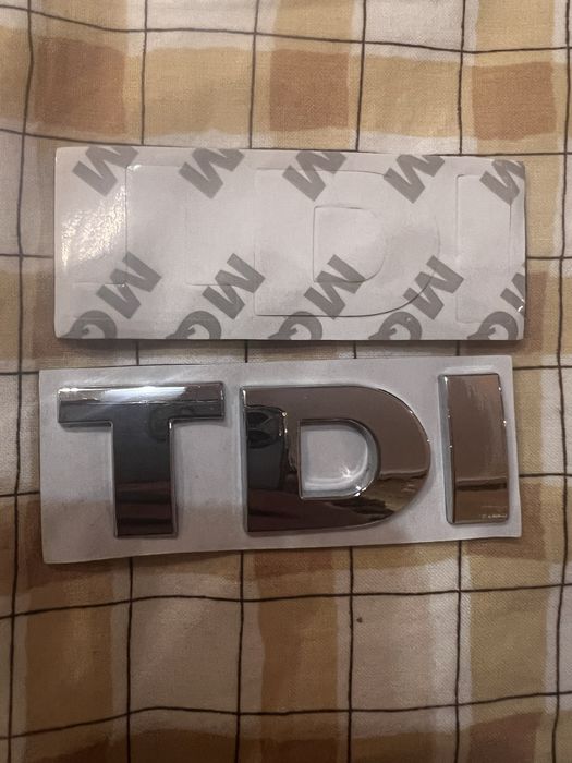 Емблема-напис TDI Volkswagen металева 76*26мм,TSI 80*26мм,GTI 80*24мм