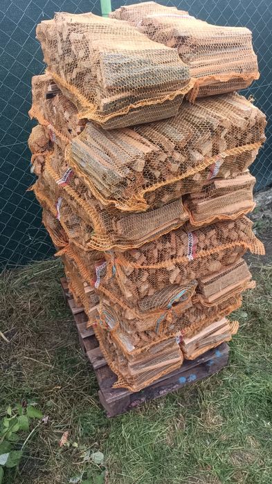 Drewno rozpałkowe suche połupane transport duża paczka około 6kg  poworkowane