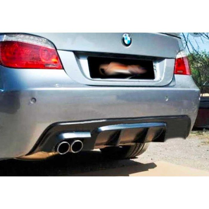 BMW E60 SERIA 5 E61  m-pakiet dyfuzor dokładka zderzaka tył PIANO BLAC
