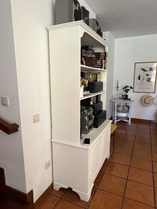 Louceiro / Armário Estante Antigo em Madeira Pintado a Branco